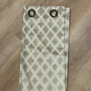 Curtains 48x92 perfect condition